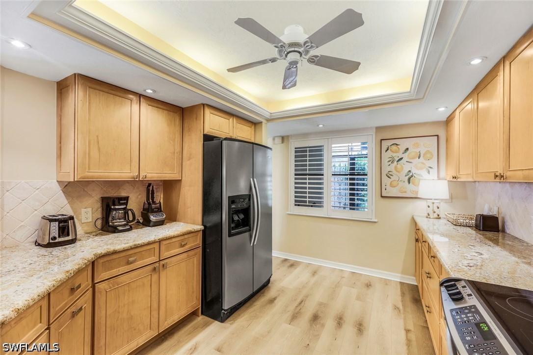3 Bed Condominium for Sale in Naples, photo 4