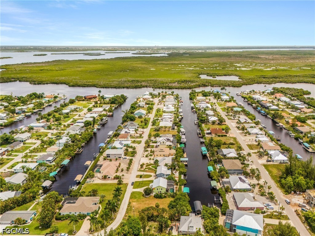 Waterfront Home for Sale in Serenity Cove, photo 4