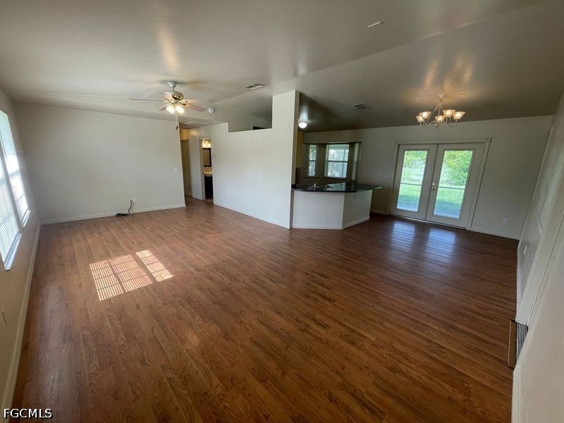 3 Bed SingleFamilyResidence for Sale in Lehigh Acres, photo 4