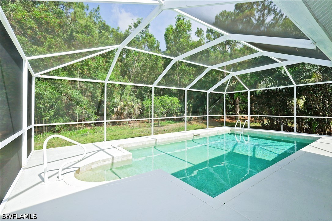 4 Bed Pool Home for Sale in Falcon Ridge, photo 4