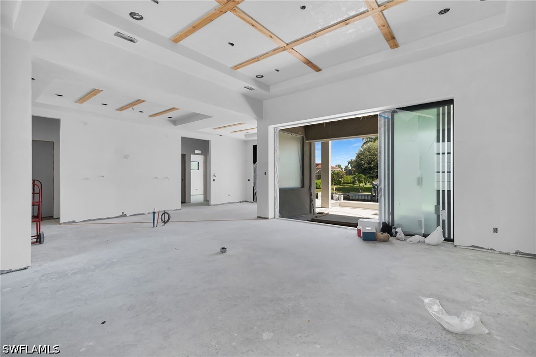 5 Bed Pool Home for Sale in Marco Island, photo 4