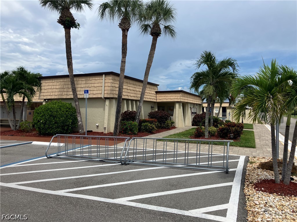 1 Bed Attached for Sale in Fort Myers, photo 4