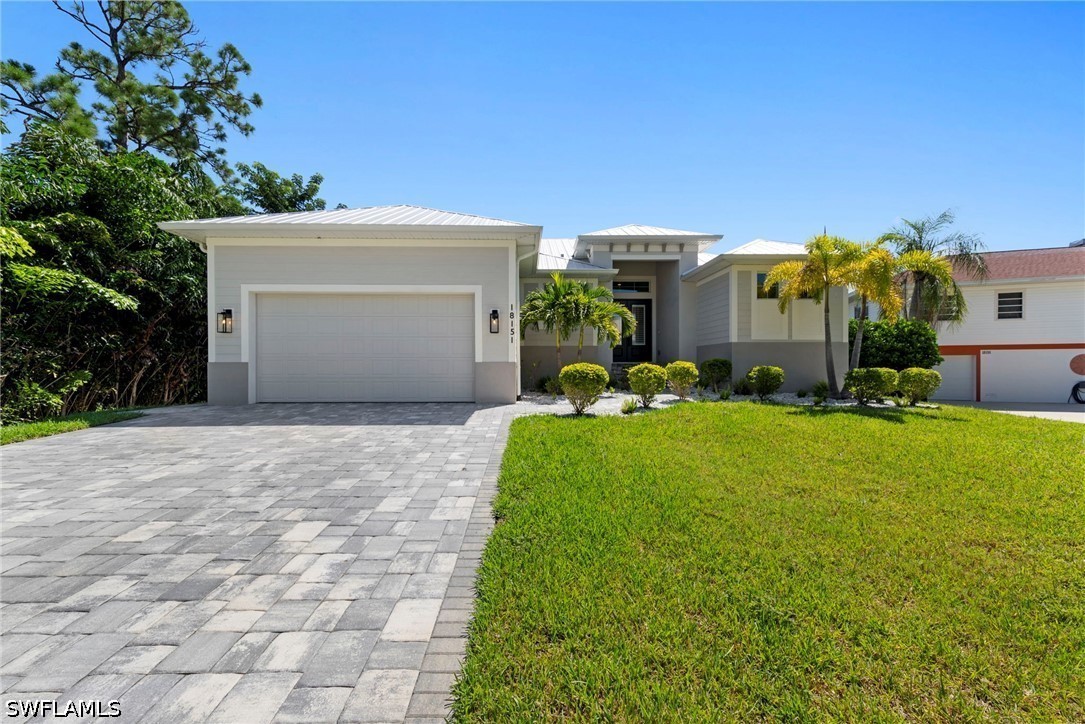 3 Bed Pool Home for Sale in Parkridge, photo 4