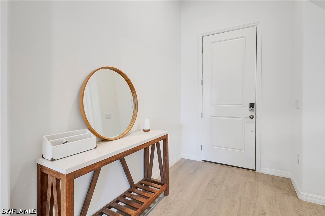 4 Bed SingleFamilyResidence for Sale in Naples, photo 4