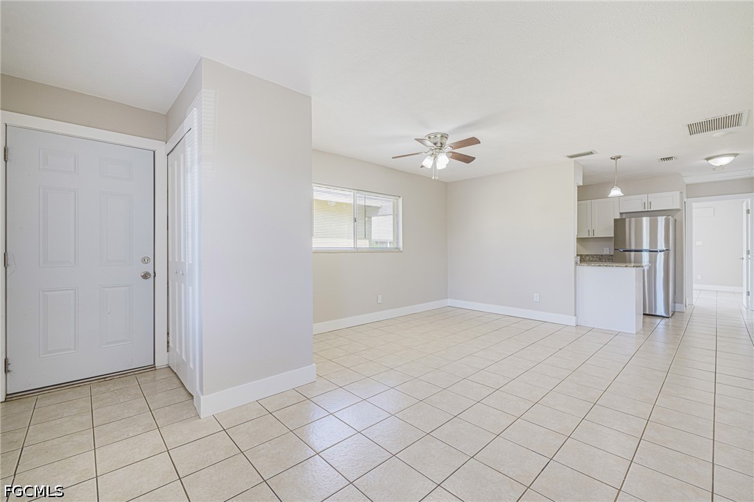2 Bed Waterfront Home for Sale in Cape Coral, photo 4