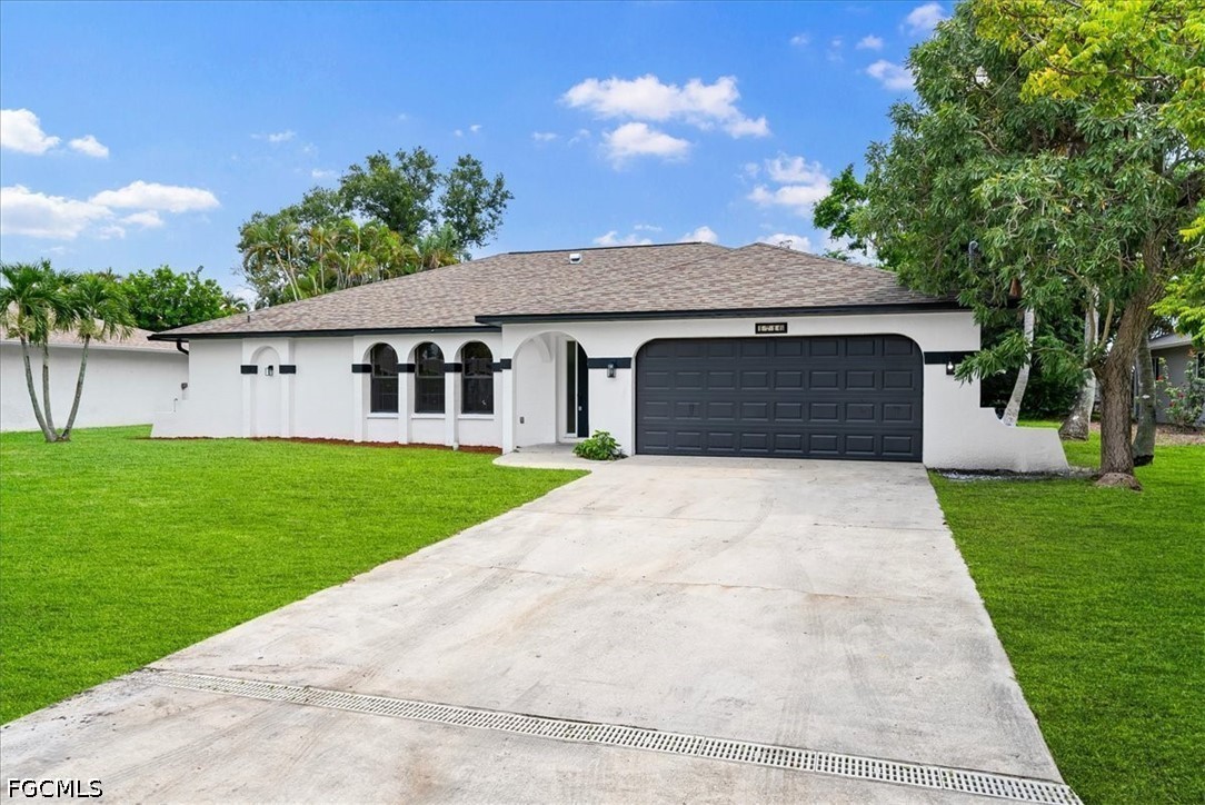 3 Bed SingleFamilyResidence for Sale in Cape Coral, photo 4