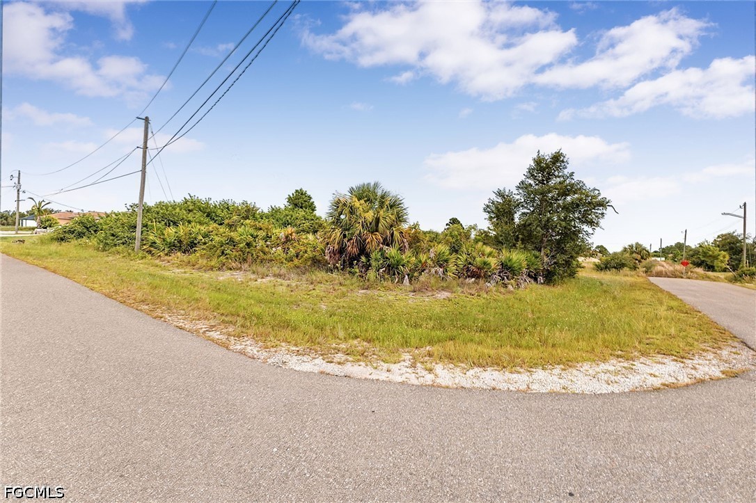 Residential for Sale in Lehigh Acres, photo 4