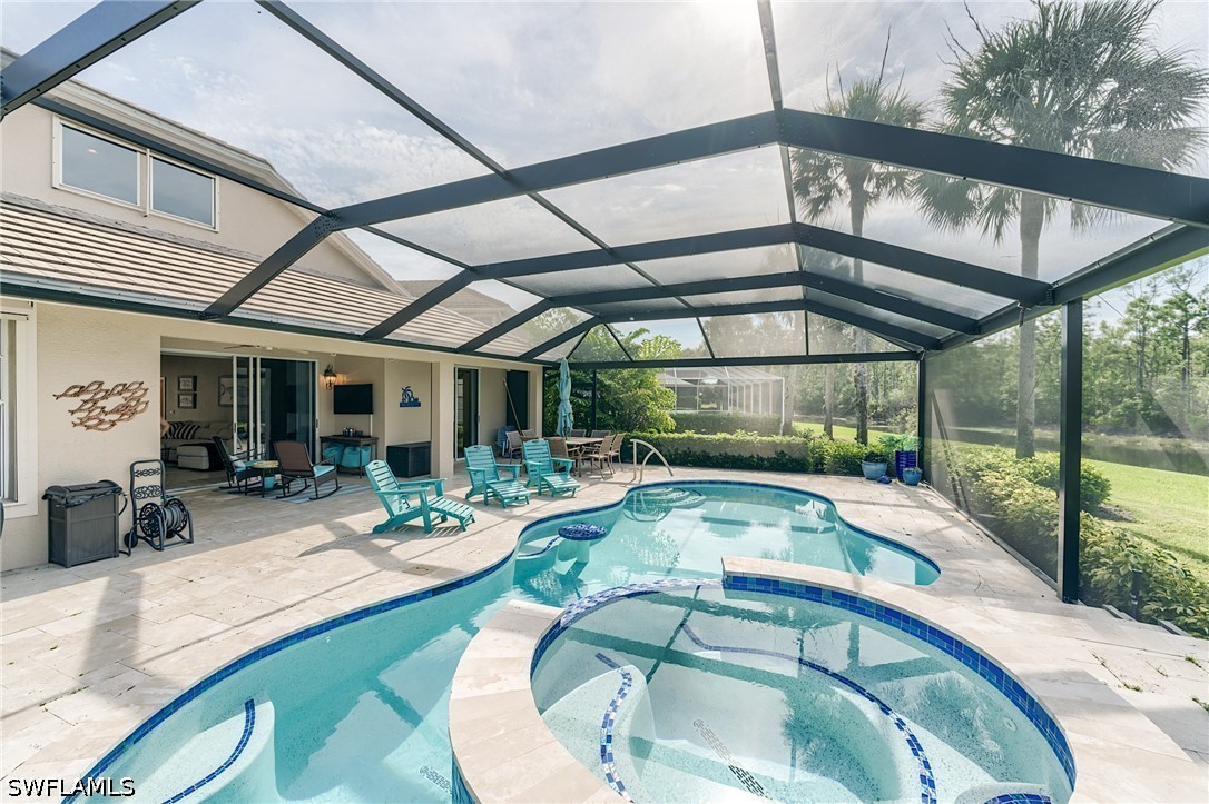 3 Bed Pool Home for Sale in Oak Strand, photo 4