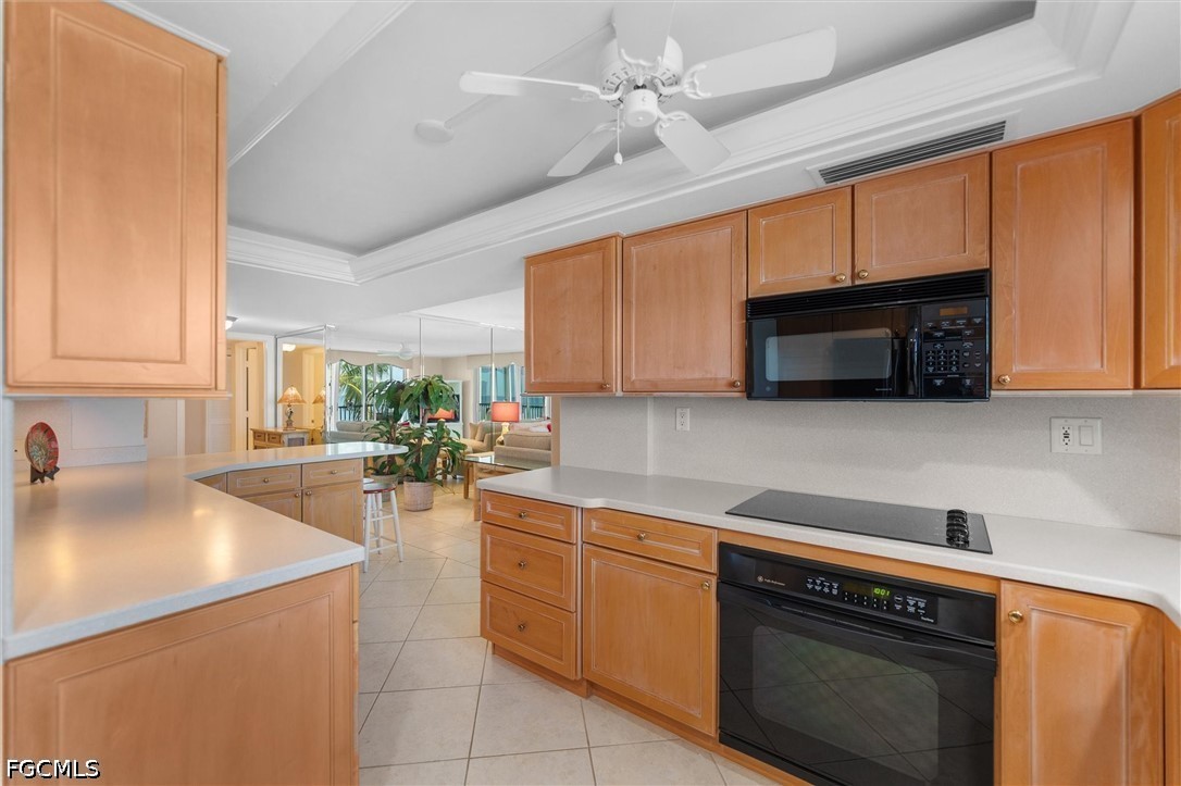 2 Bed Waterfront Home for Sale in Creciente Condo North, photo 4