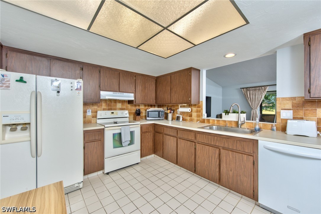 2 Bed Attached for Sale in Lakewood, photo 4