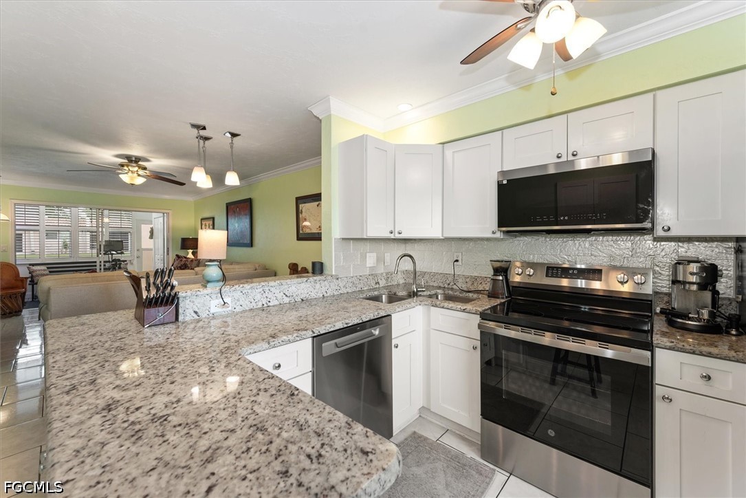 2 Bed Condominium for Sale in Fort Myers, photo 4