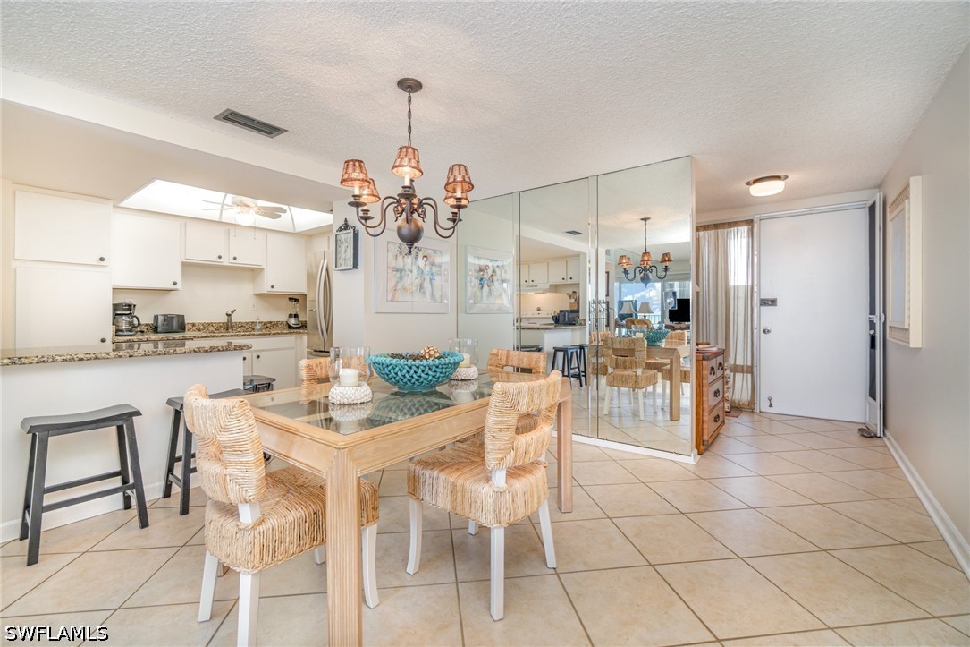 2 Bed Waterfront Home for Sale in Naples, photo 4
