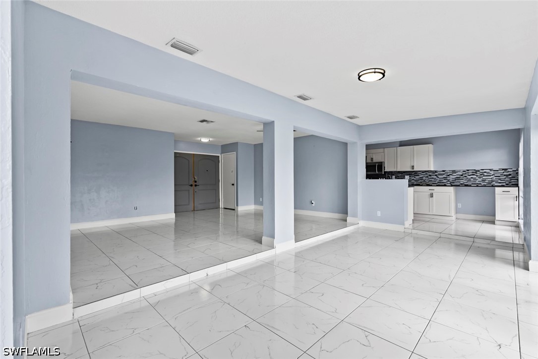 3 Bed Pool Home for Sale in Lehigh Acres, photo 4