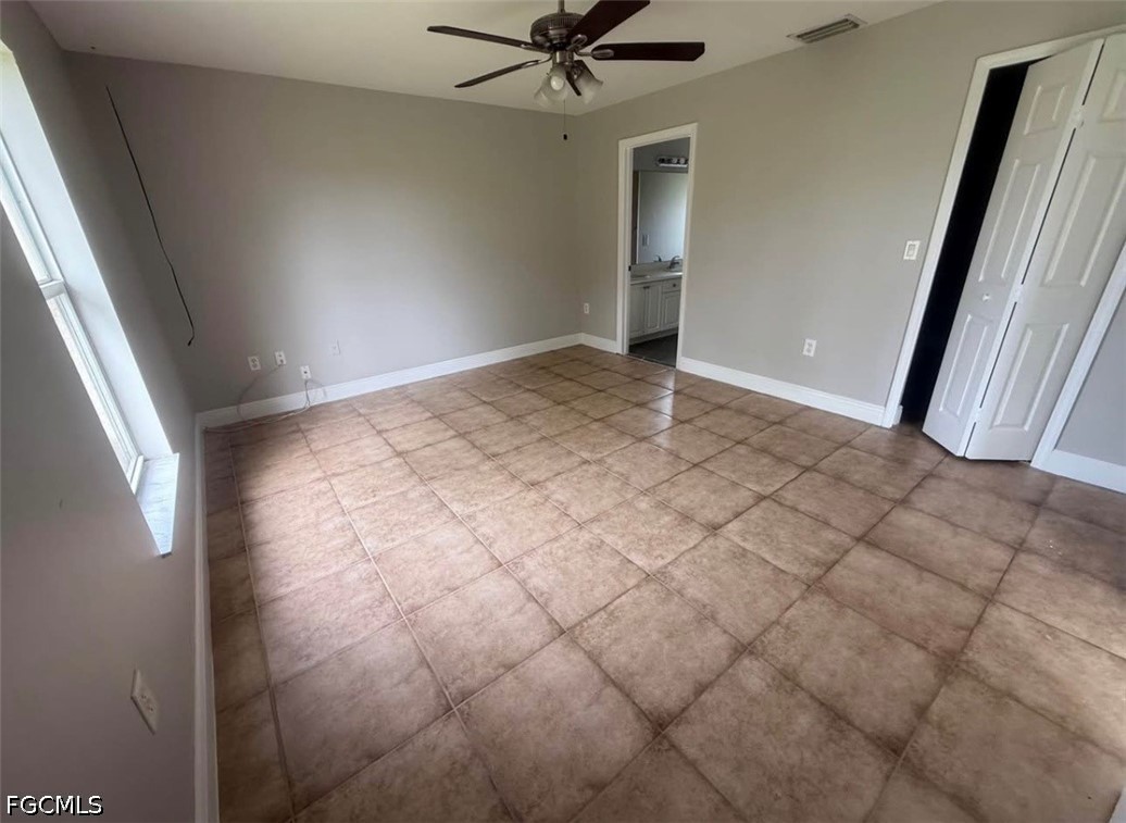 3 Bed SingleFamilyResidence for Sale in Lehigh Acres, photo 4