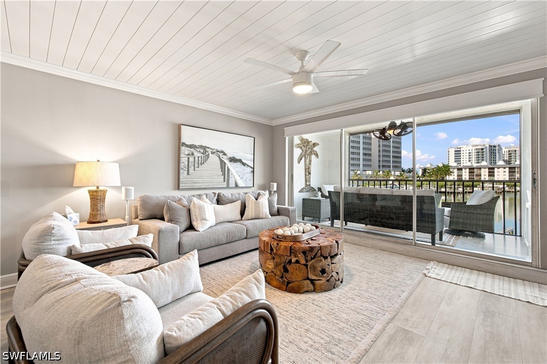 3 Bed Condominium for Sale in Chateau Condo, photo 4