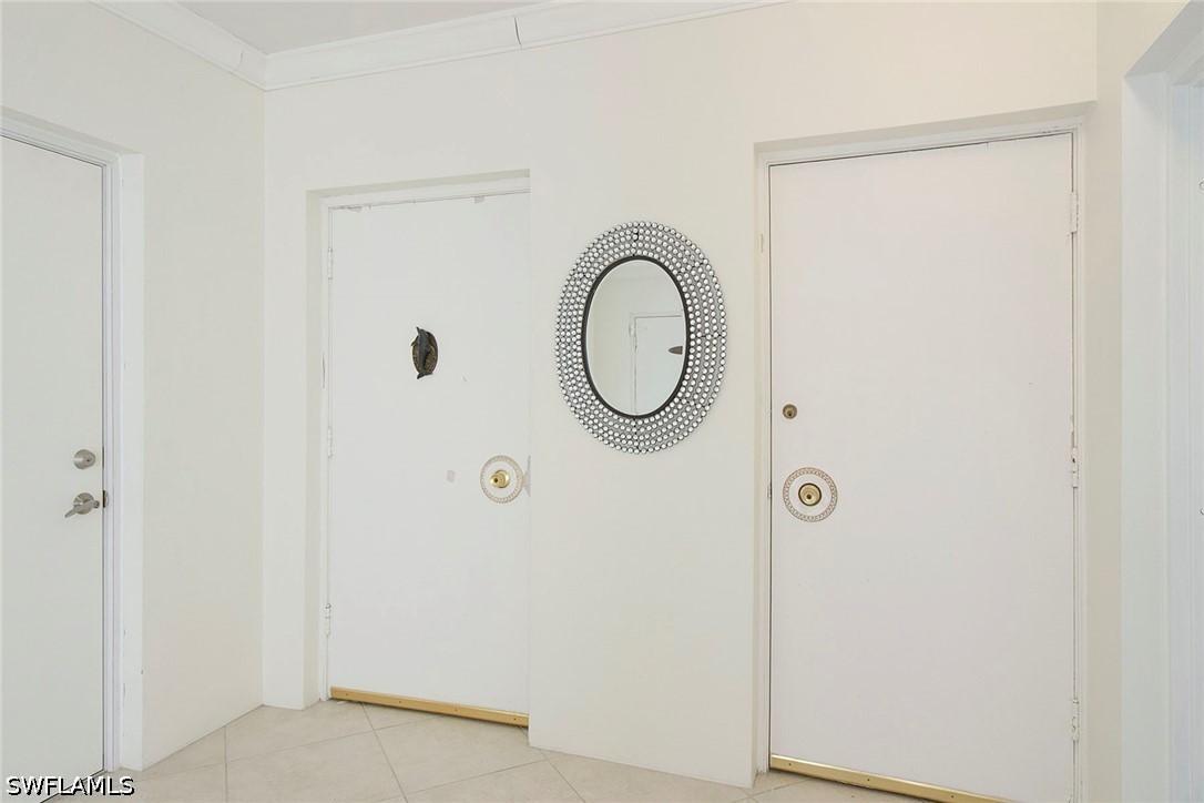2 Bed Waterfront Home for Sale in Naples, photo 4
