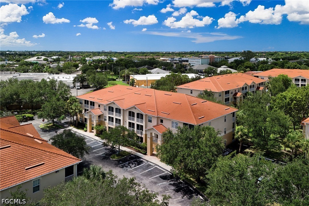 2 Bed Pool Home for Sale in Kelly Greens, photo 4