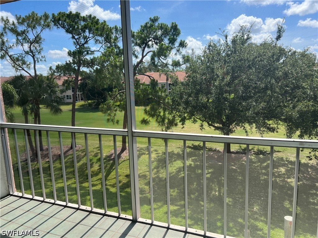 1 Bed Condominium for Sale in Naples, photo 4