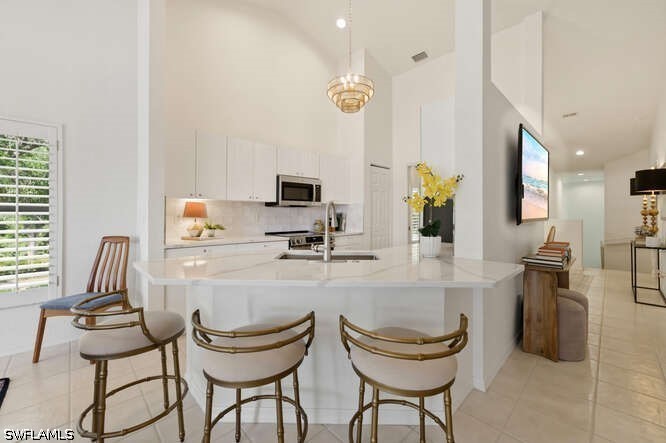 3 Bed Waterfront Home for Sale in Naples, photo 4