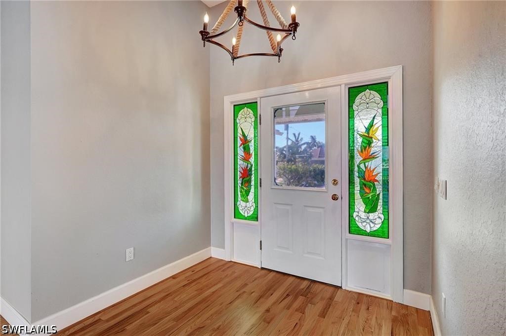 3 Bed Waterfront Home for Sale in Naples, photo 4