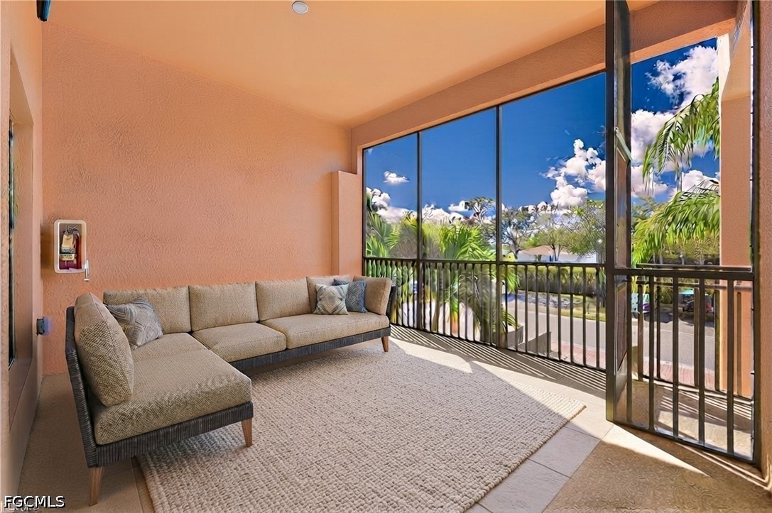 2 Bed Condominium for Sale in Palmetto Cove, photo 4