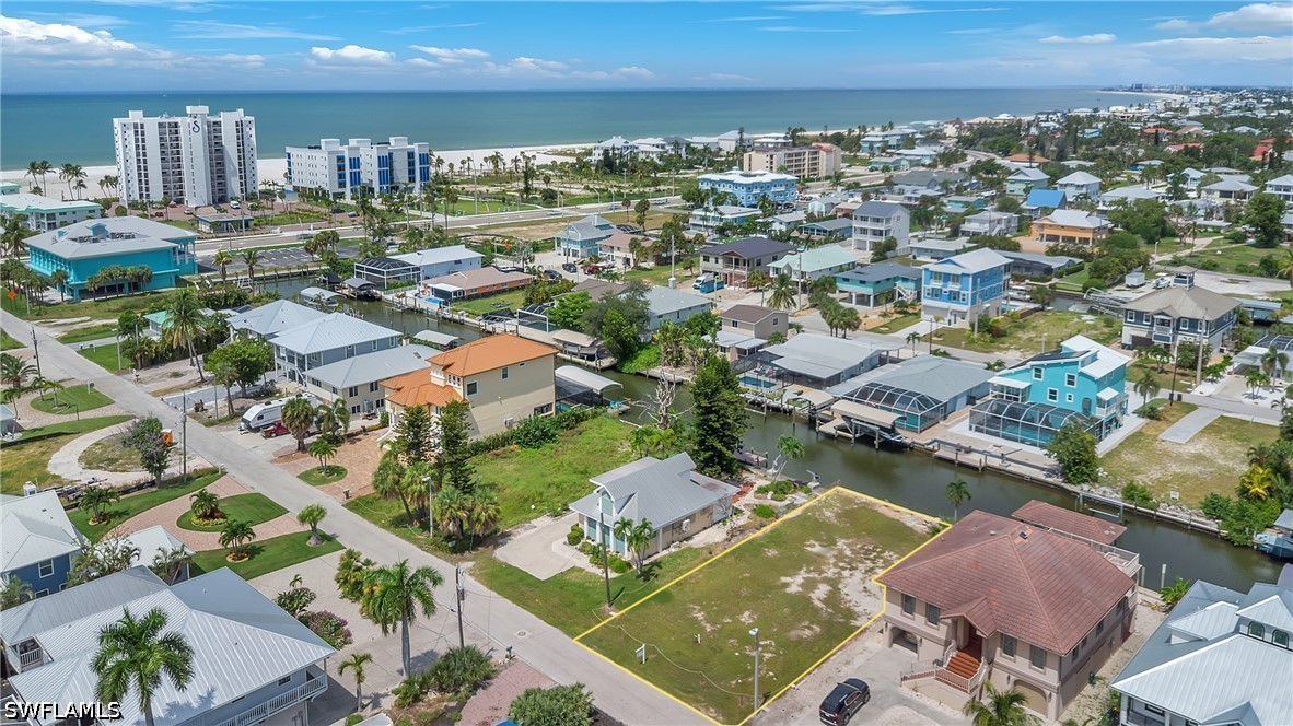 Waterfront Home for Sale in Sandpiper Village, photo 4