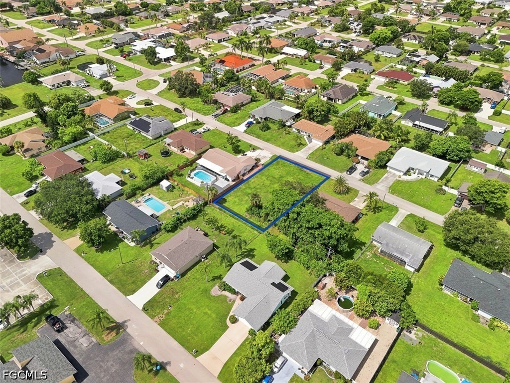 Residential for Sale in Cape Coral, photo 4