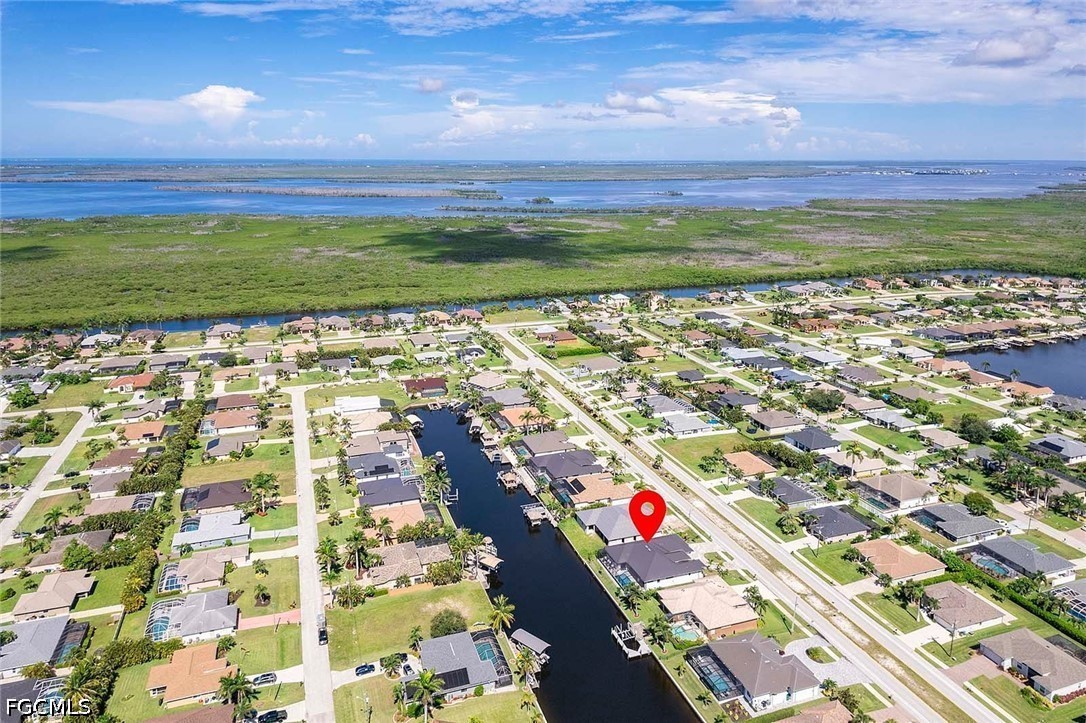 5 Bed Pool Home for Sale in Cape Coral, photo 4