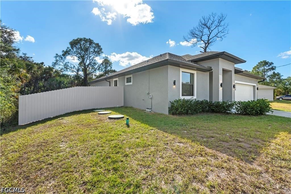 3 Bed SingleFamilyResidence for Sale in Port Labelle, photo 4