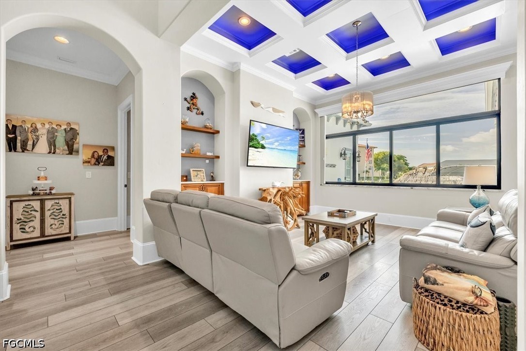 5 Bed Pool Home for Sale in Savona, photo 4