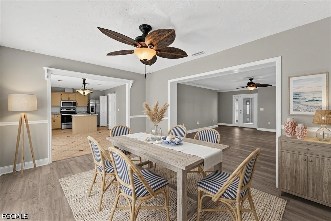 3 Bed Pool Home for Sale in Not Applicable, photo 4