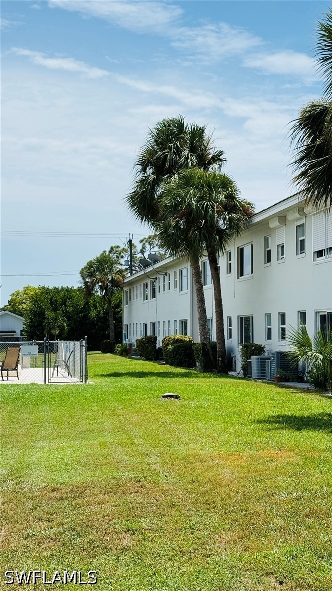 2 Bed Condominium for Sale in Royal Palm Point, photo 4