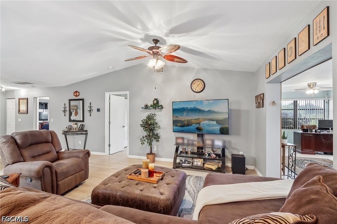 2 Bed Attached for Sale in Majestic, photo 4