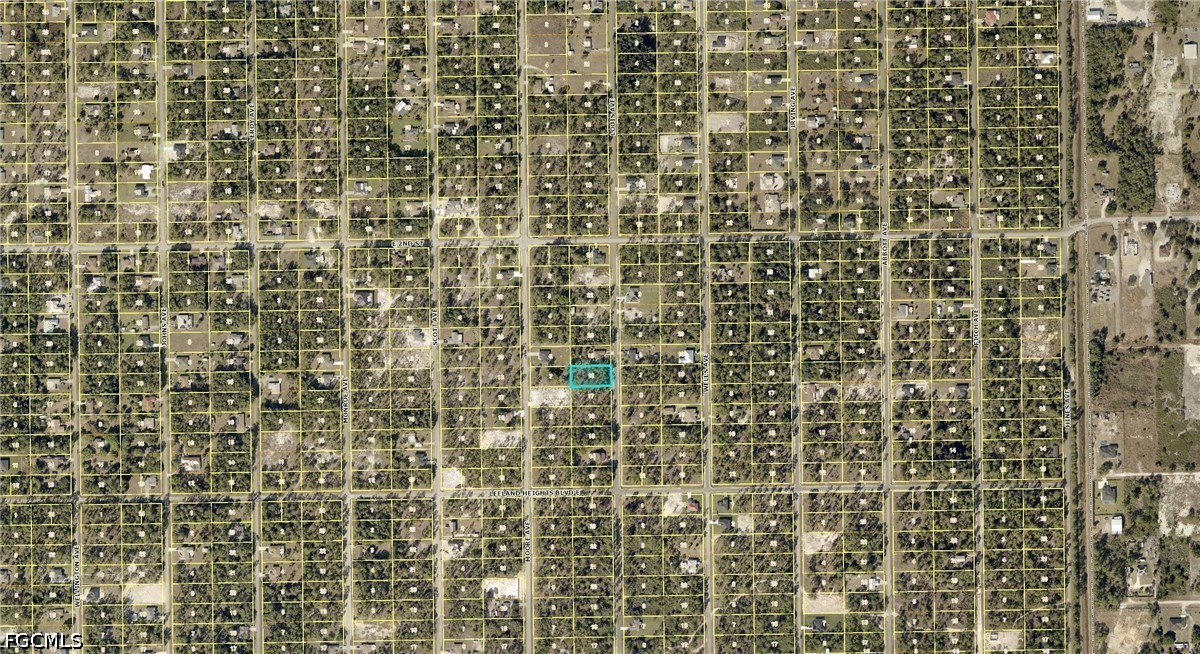 Residential for Sale in Lehigh Acres, photo 4