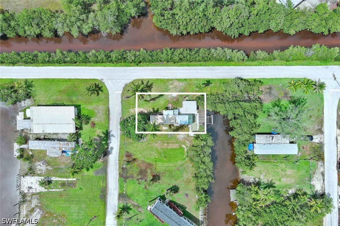 Waterfront Home for Sale in Plantation Island, photo 4