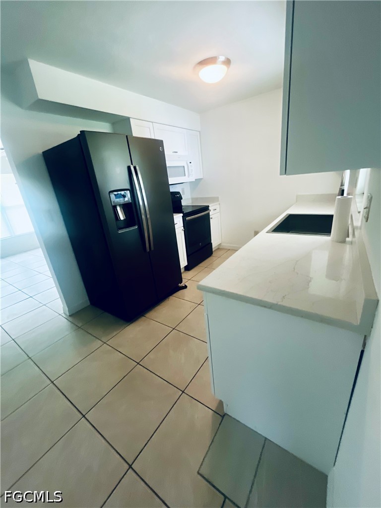 3 Bed SingleFamilyResidence for Sale in Lehigh Acres, photo 4
