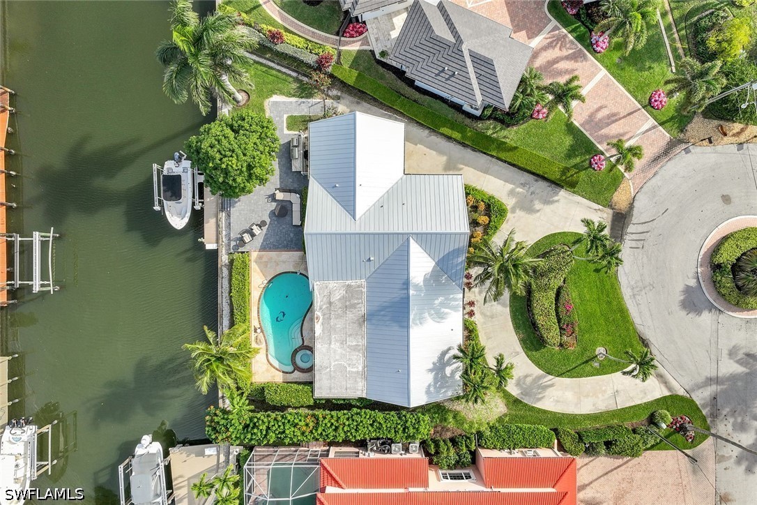 3 Bed Pool Home for Sale in Royal Harbor, photo 4