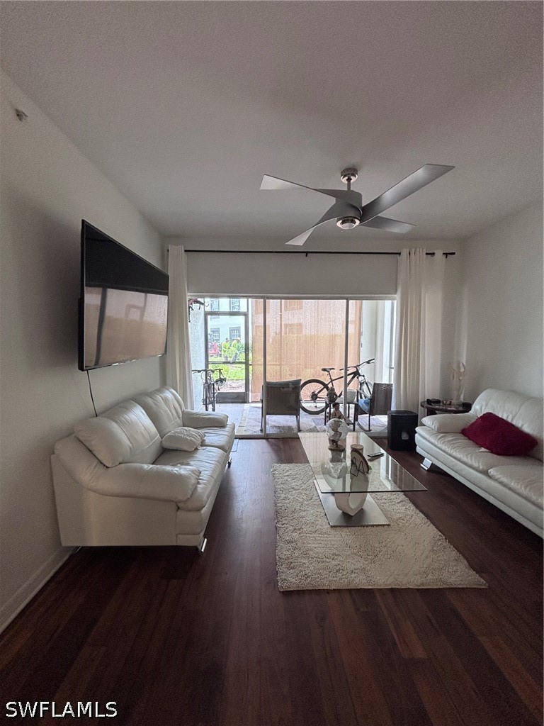 3 Bed Condominium for Sale in Fairway Preserve, photo 4