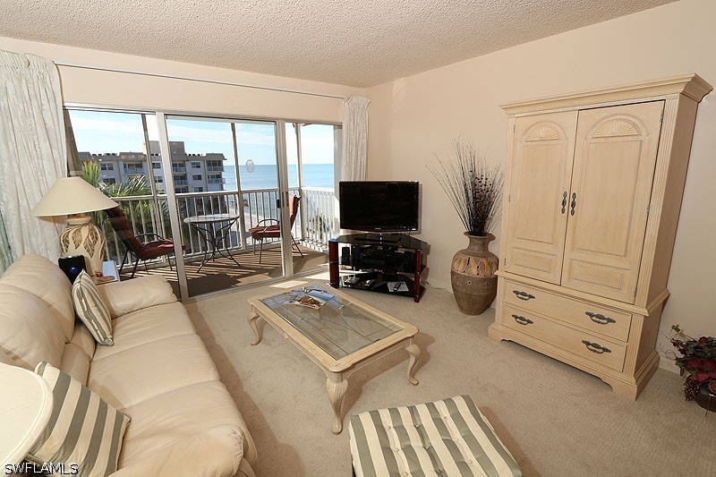 2 Bed Waterfront Home for Sale in Naples, photo 4