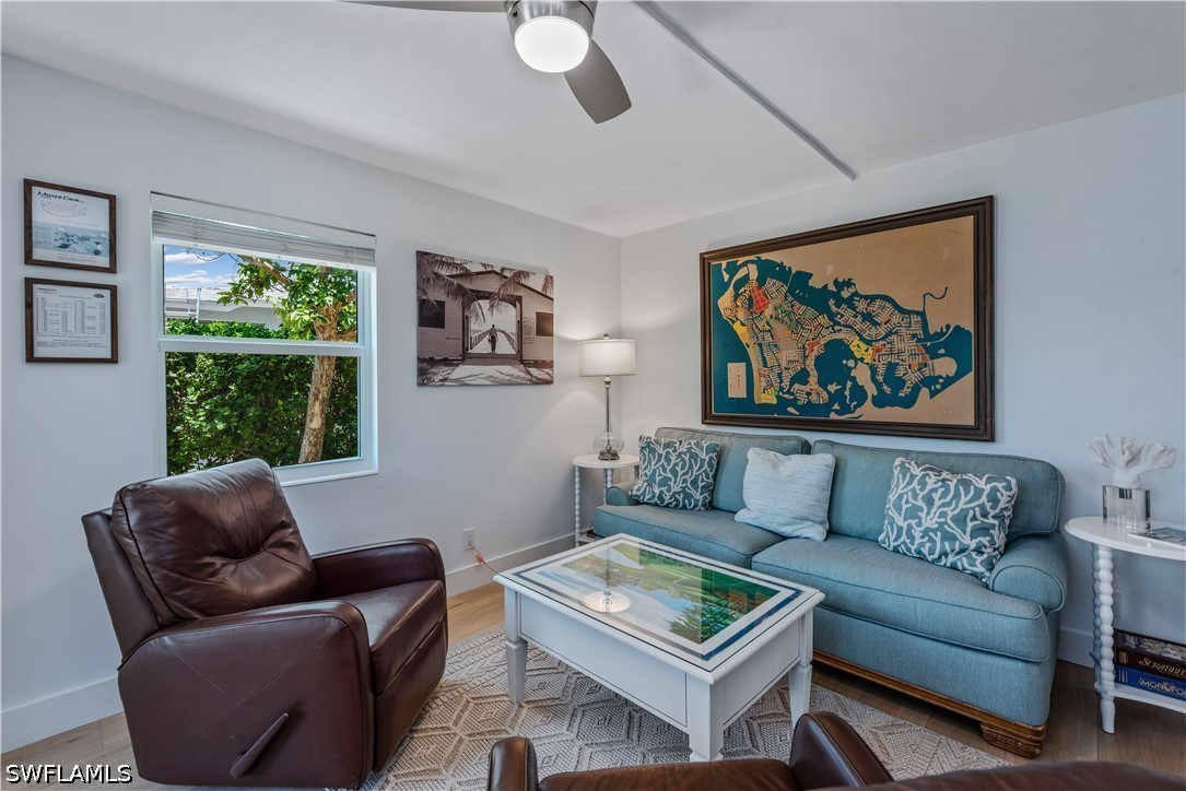 1 Bed Waterfront Home for Sale in Marco Island, photo 4