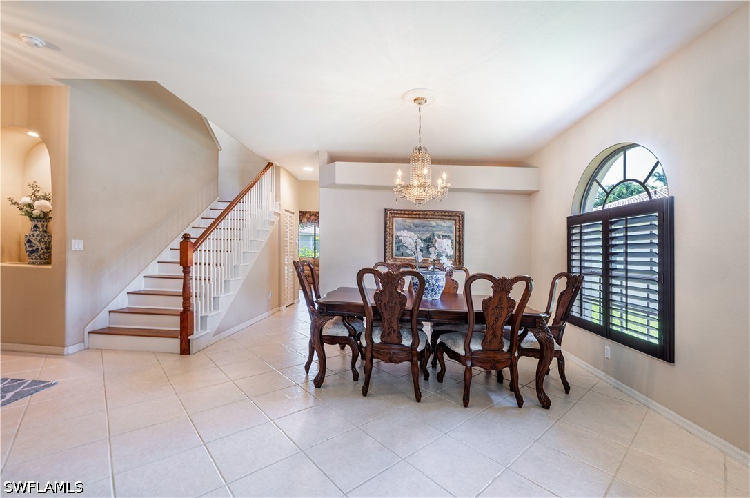 5 Bed SingleFamilyResidence for Sale in Naples, photo 4