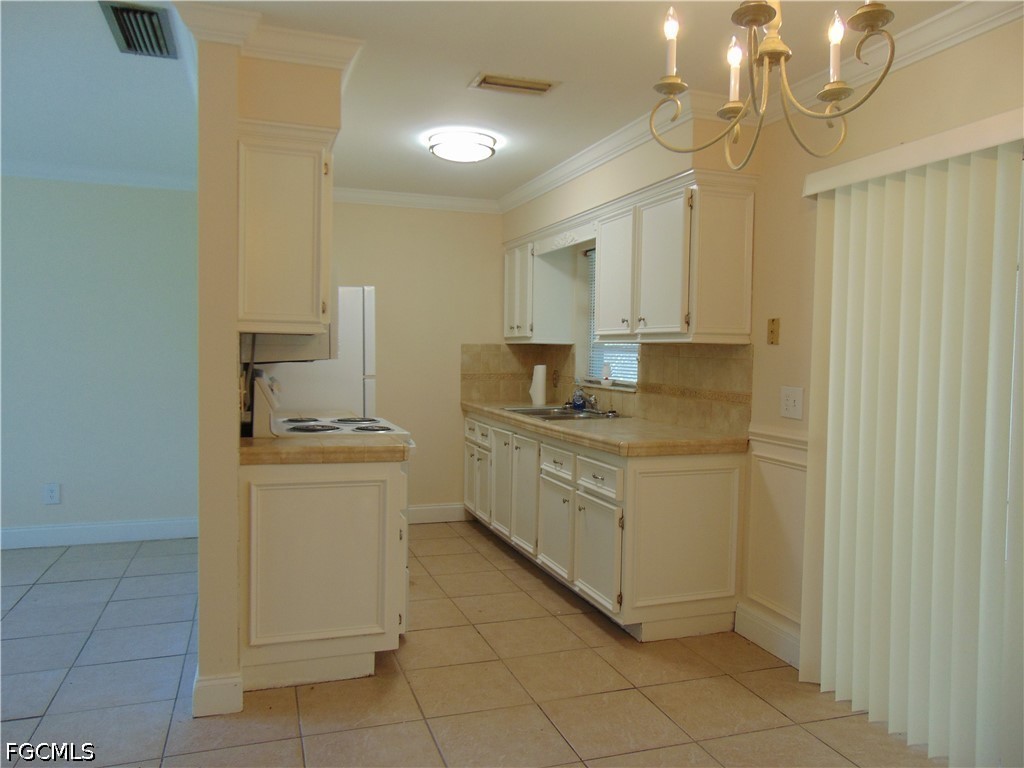 1 Bed SingleFamilyResidence for Sale in Carlton Park, photo 4