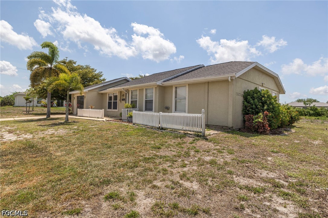 3 Bed SingleFamilyResidence for Sale in Cape Coral, photo 4