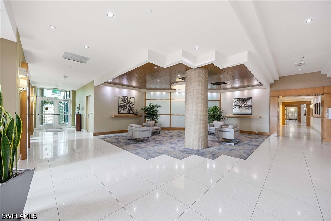 2 Bed Waterfront Home for Sale in Naples, photo 4