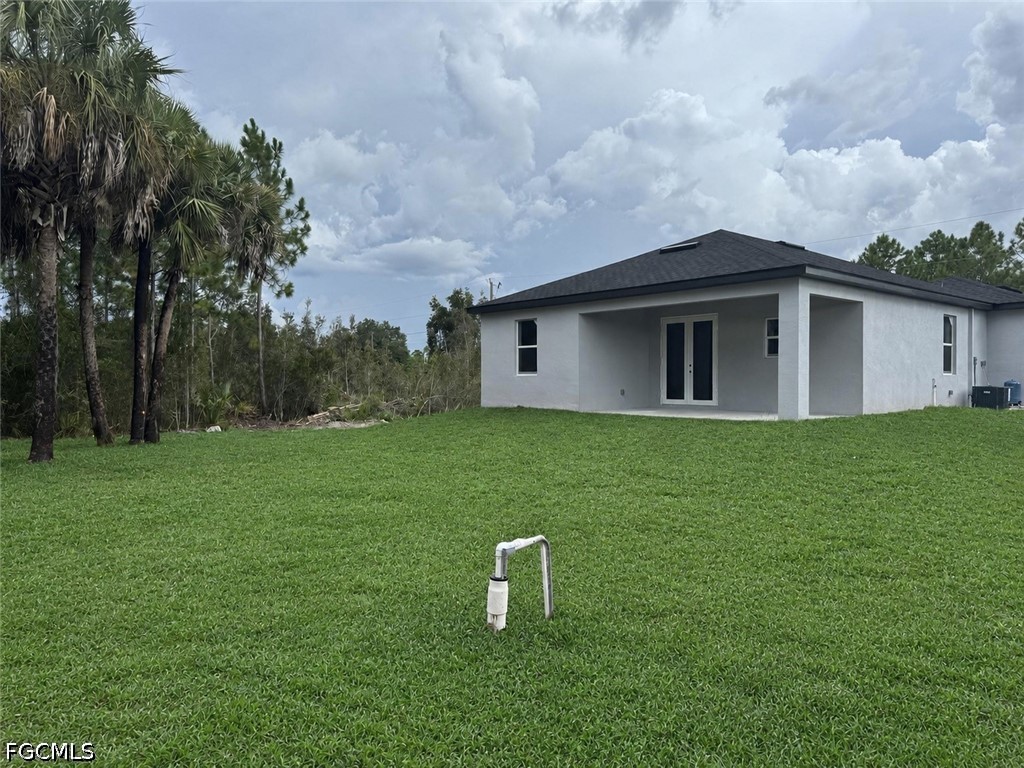 3 Bed SingleFamilyResidence for Sale in Lehigh Acres, photo 4