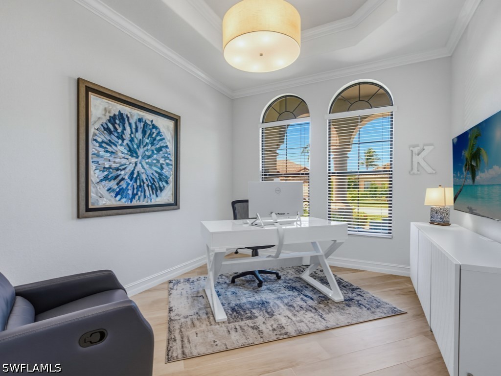 4 Bed Pool Home for Sale in Bella Firenze, photo 4