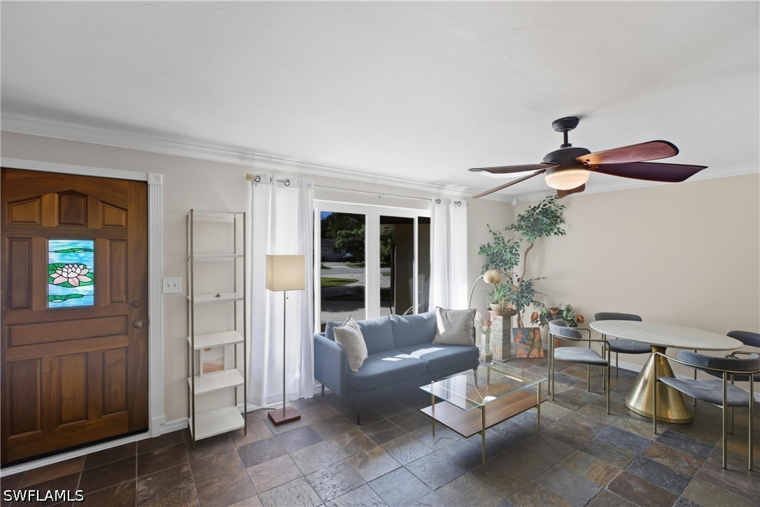 3 Bed SingleFamilyResidence for Sale in Seminole Estates, photo 4