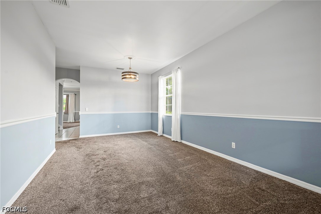 3 Bed Townhouse for Sale in Heatherstone, photo 4