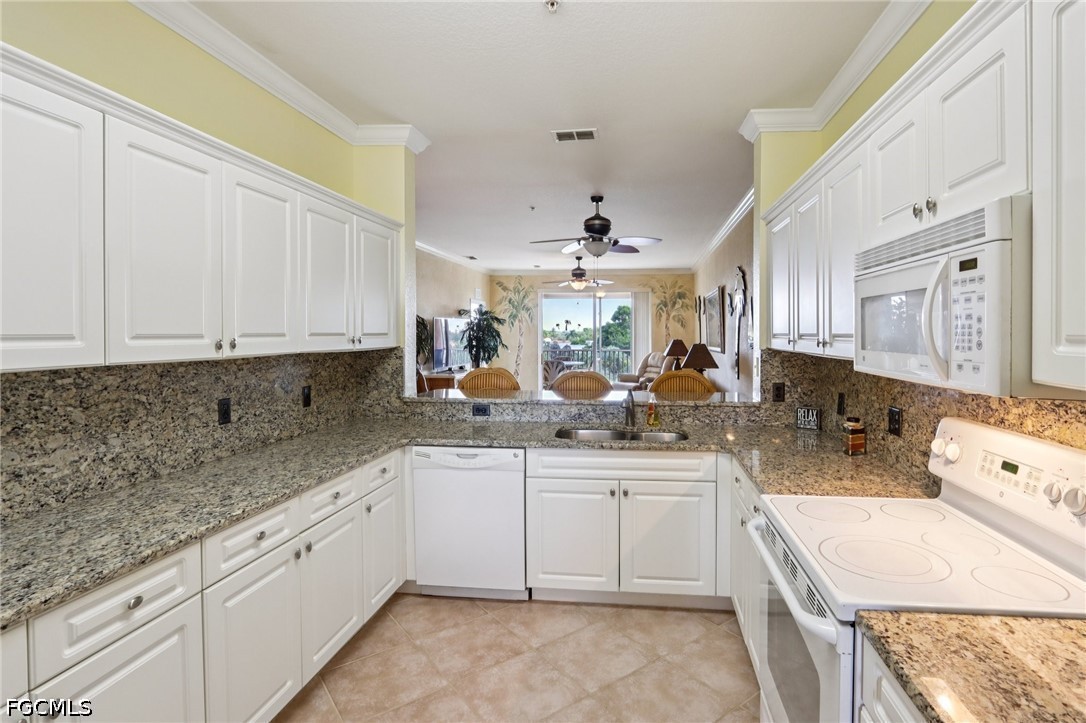 2 Bed Condominium for Sale in Fort Myers, photo 4