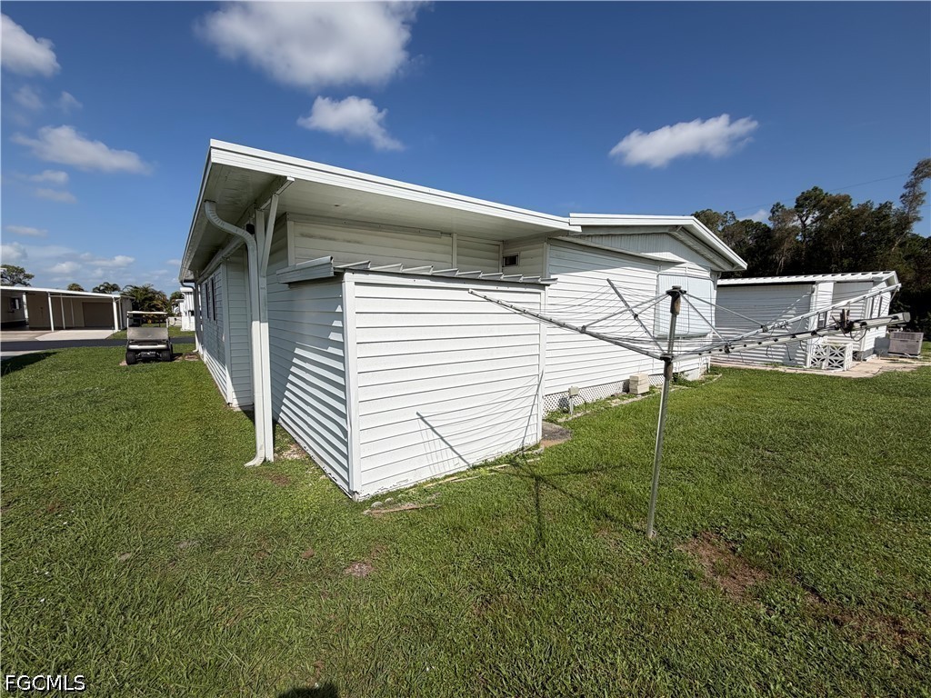 2 Bed ManufacturedHome for Sale in North Fort Myers, photo 4